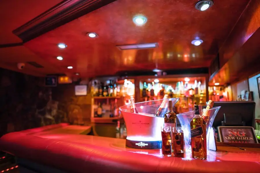 Interior de New Girls Cabaret, club de striptease en Madrid centro (2 de 12)