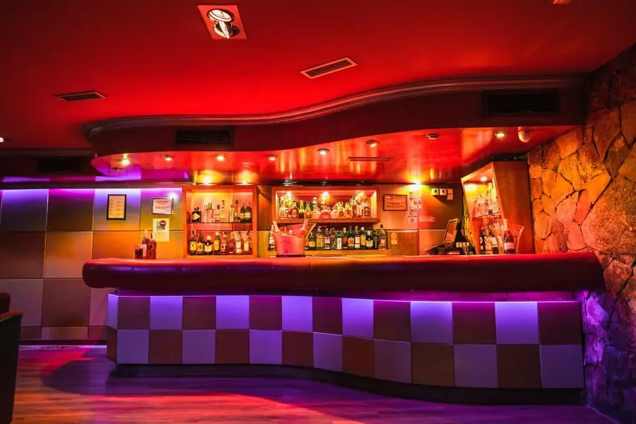 Interior de New Girls Cabaret, club de striptease en Madrid centro (3 de 12)